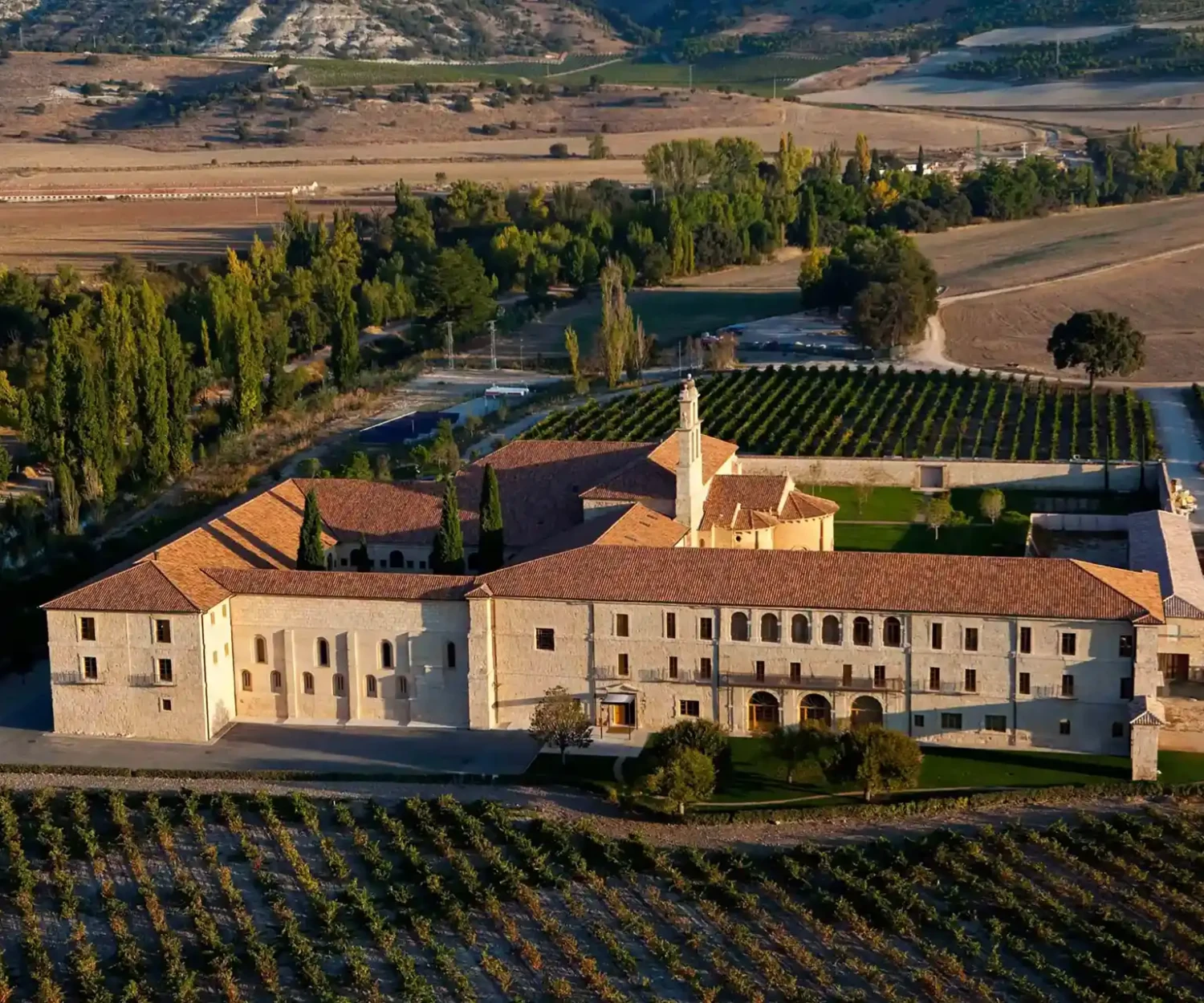 vitis house why travel with